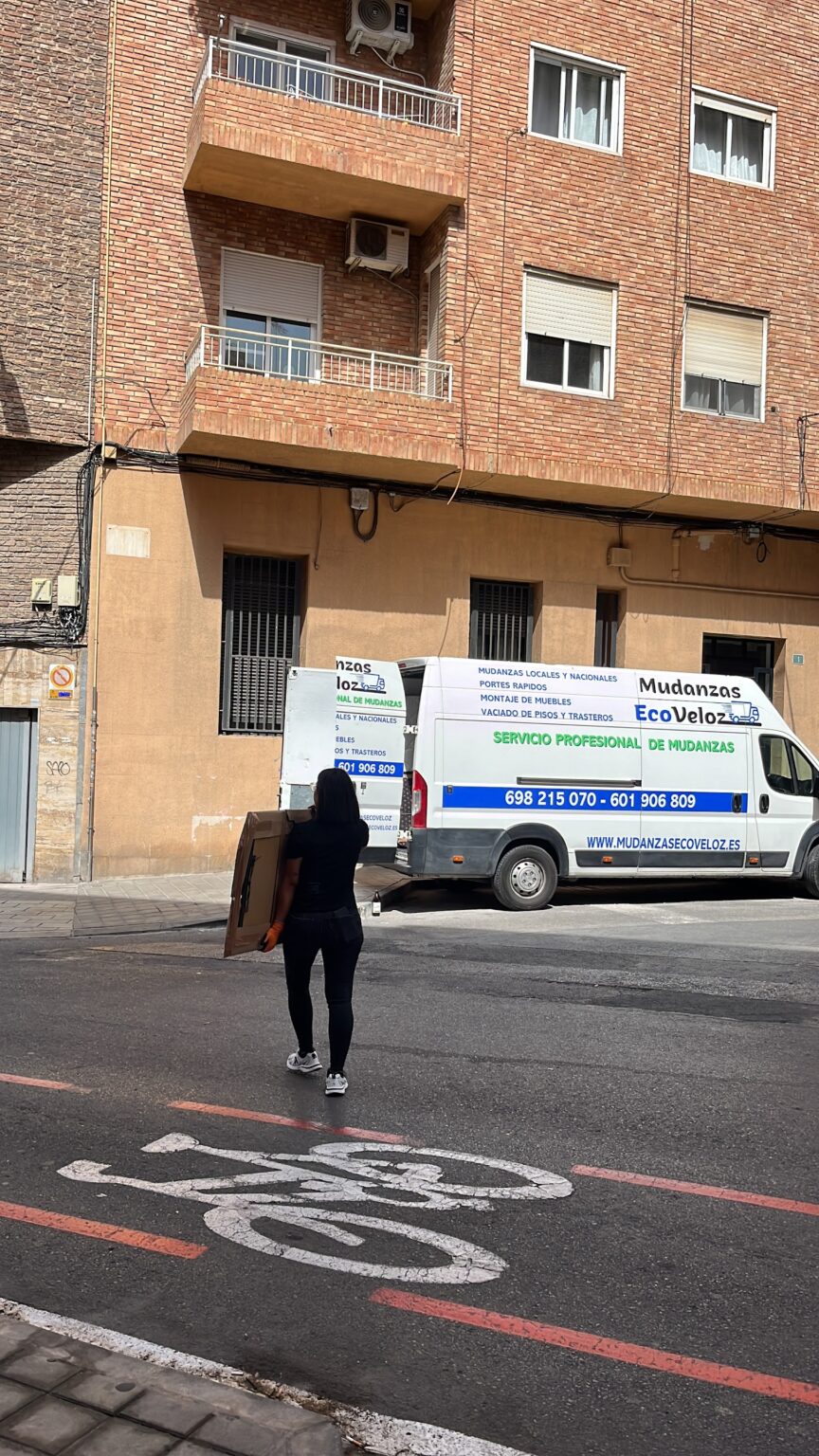 Embalaje y desembalaje profesional de enseres y objetos